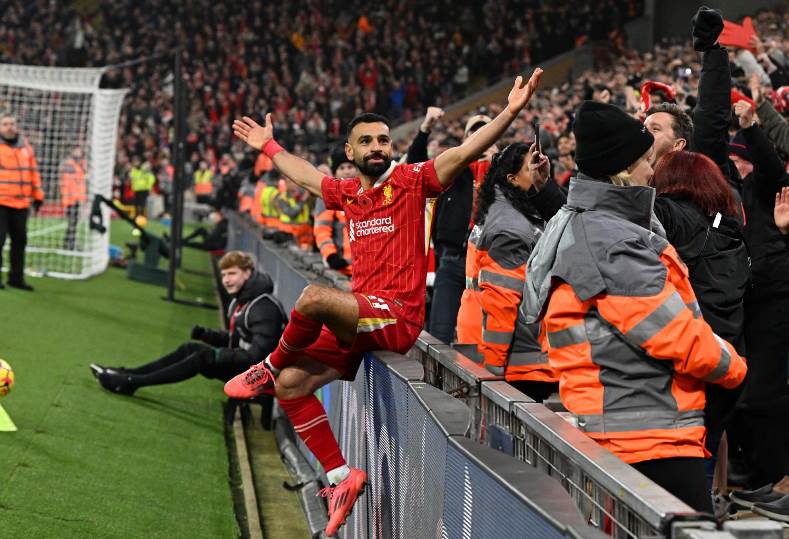 شيرار يتغنى بأداء محمد صلاح : “أحب مشاهدته وأعشق أسلوبه”