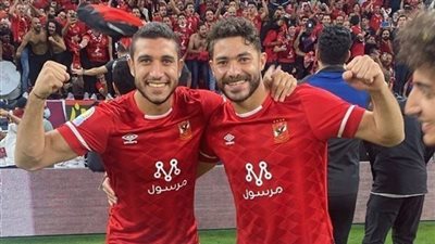 الإعلامي محمد الليثي يكشف عن تفاصيل قرار تجديد الأهلى عقود رامي ربيعة وياسر إبراهيم