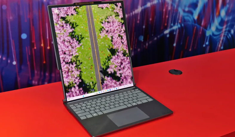 حصري النور نيوز | Lenovo تكشف عن جهاز ThinkBook Plus Gen 6 Rollableبشاشة مرنة قابلة للتمدد#CES2025