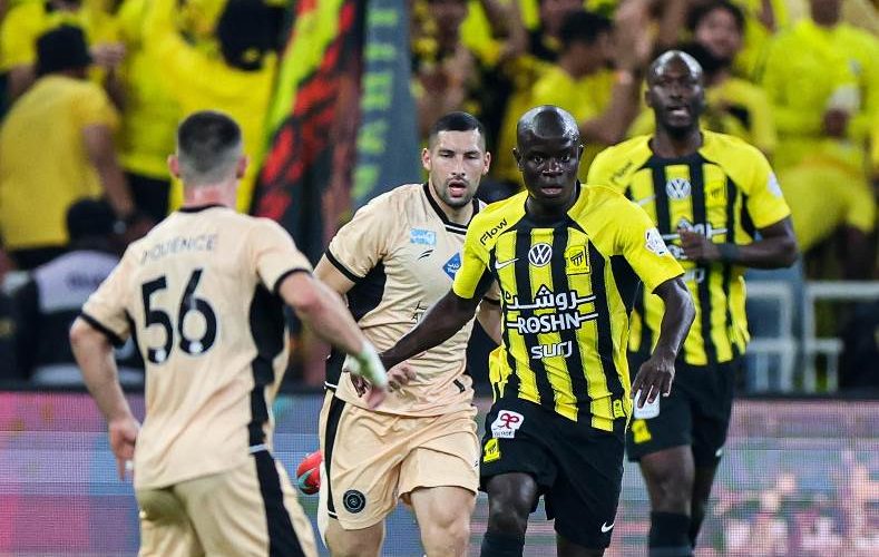 حصري النور نيوز | الاتحاد يفوز على الشباب ويواصل مطاردة الهلال على قمة الدوري السعودي “فيديو”